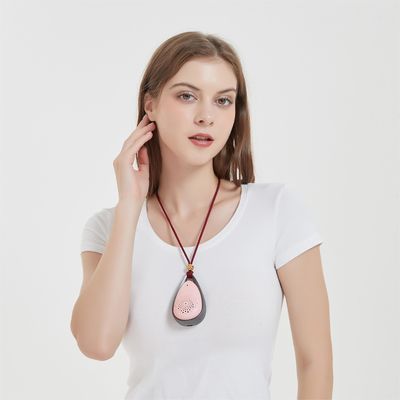 FCC Purificatore d'aria indossabile 96 X 56 X 33mm 2 ore di ricarica Purificatore d'aria per collo