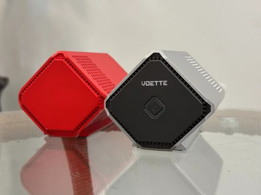 Purificatore d'aria per auto a batteria da 4800mAh 13 ore di funzionamento Colori personalizzabili Ideale per auto piccole e medie