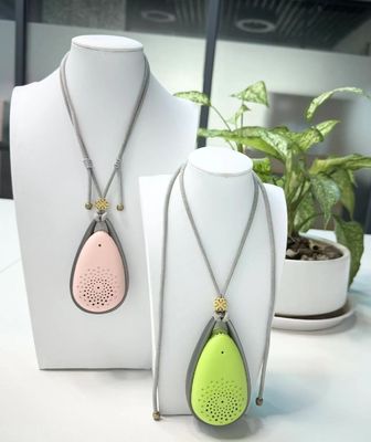 Purificatore d'aria leggero da 74 g con durabilità di 21 ore