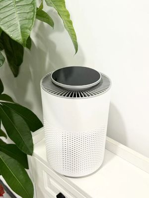 Elegante Purificatore di fumo elettrico bianco HC10 con 6 watt di potenza - 160x160x246mm