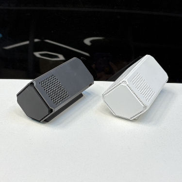 Purificatore d'aria per auto compatto con colori personalizzabili e sterilizzatore d'aria al plasma certificato CE/FCC/RoHS