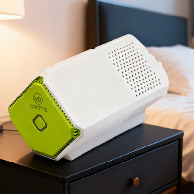 Purificatore d'aria per auto a forma rotonda con depurazione del toluene >99% e emissione di ozono < 0,08 ppm per l'interno del veicolo