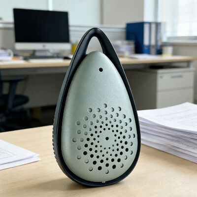 Purificatore d'aria indossabile con tasso di sterilizzazione del 99,9%, consumo energetico di 0,2 W e durata della batteria di 21 ore per la purificazione dell'aria personale